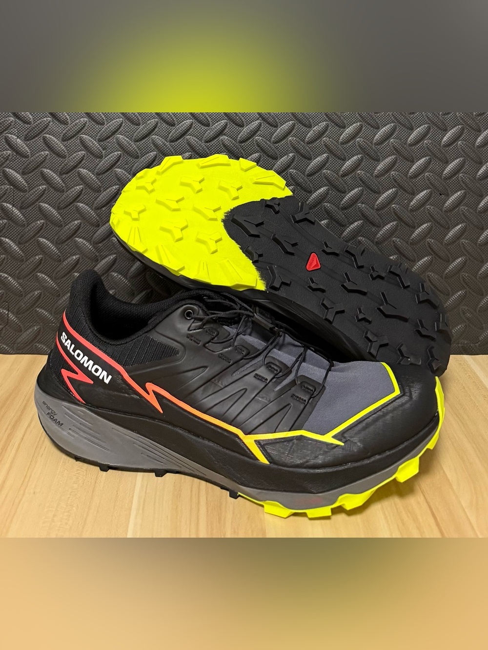 Salomon Thundercross Black Fiery Coral Trail Hiking Shoes Mens Size 12
